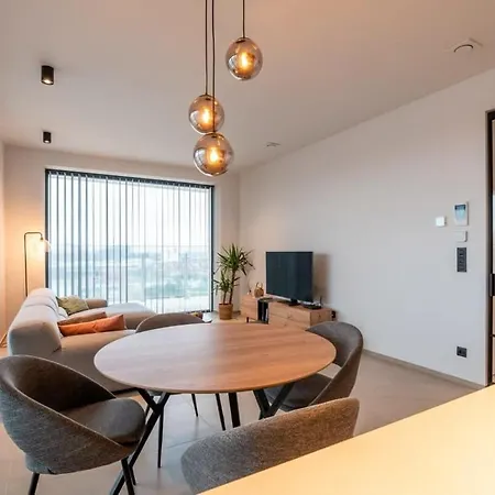 New With Stunning Views, Pool And Fitness